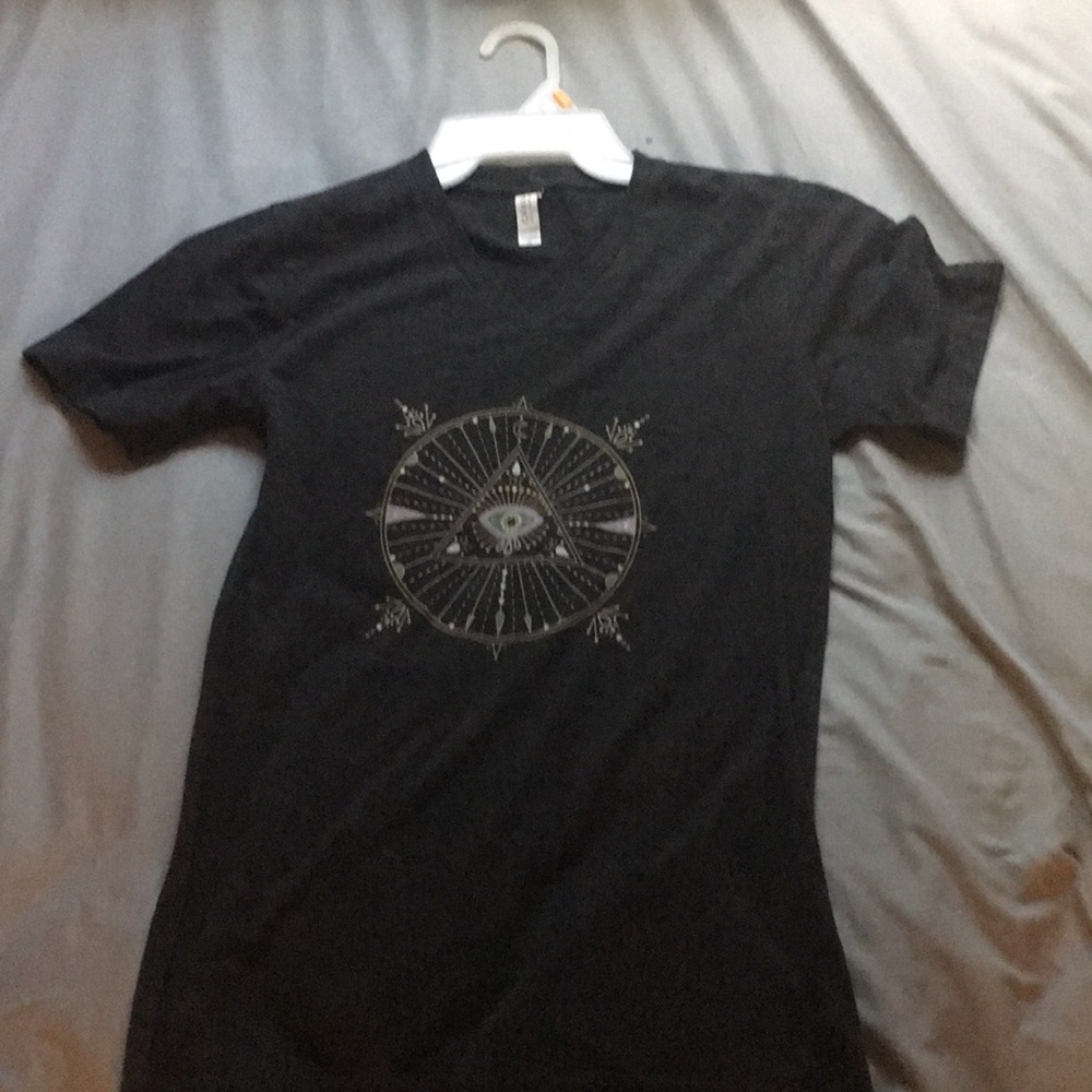 Canvas tee